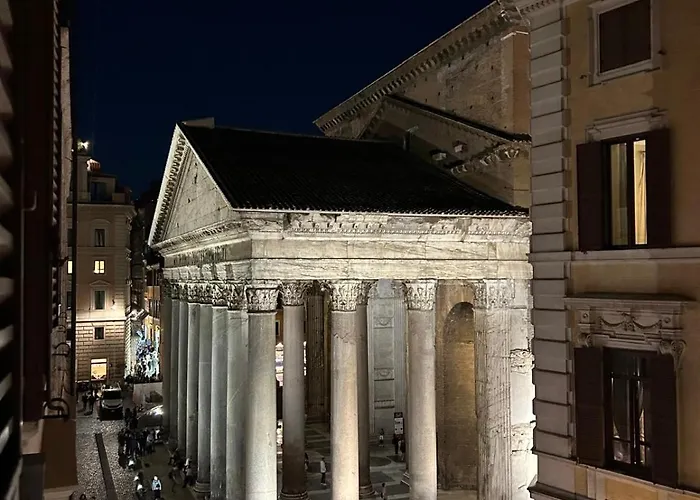 Mommy's - Pantheon House *